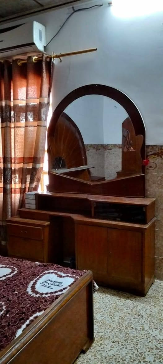 متاح غرفة خشب صاج نضيفه مابيه اي تصليح او عيب
السعر 350 العنوان موصل الاجانب الايسر


**إذا كنت صاحب هذا الإعلان وتريد حذفه لأي سبب، رجاءا أرسل رسالة إلى الدعم الفني**