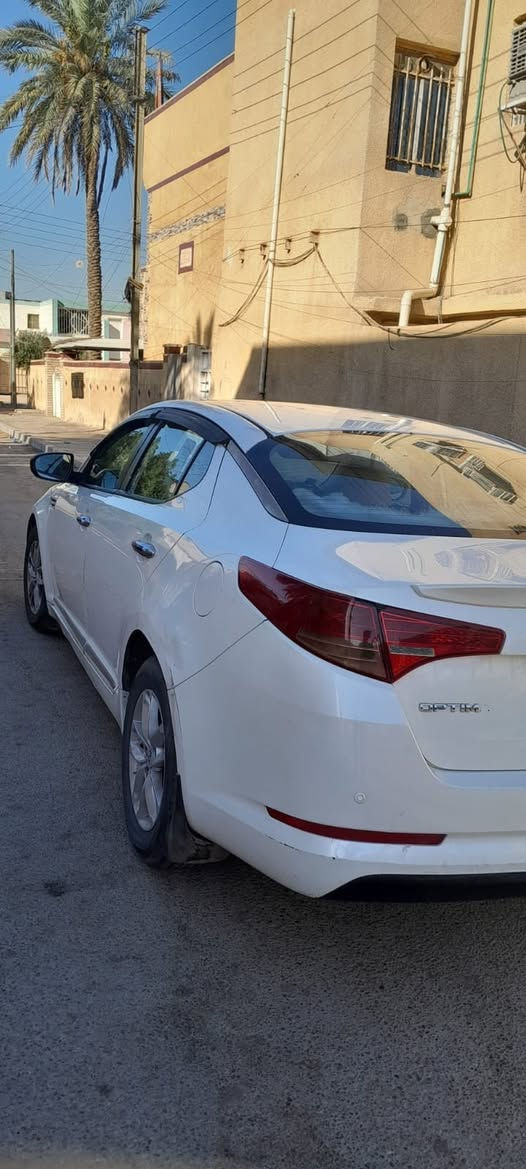 السلام عليكم
كيا اوبتما ٢٠١١ محرك الفين دوش خليجي تحكمات استيرن تايرات جدد  كهربائيات كلهن شغالات *********** السعر 109 بغداد حي العامل ما متواجد ع الانترنيت
