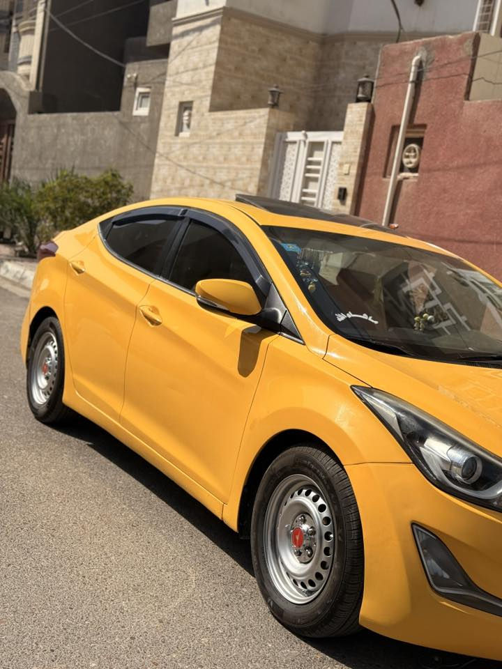 سلام عليكم
النترا 16 أمريكي محرك 1800 دوش 
محرك جديد صارله 5 ايام من شديته/ فتحه/بصمه/دوشمه كشنات/سفريات/تحكم ستيرن/تخم تاير ابو الورگه /اشاير بلمري /منظومه غاز / صبغه جديده / صور الحادث مرفقه بدون دواخل ولا شواصي رقم إنكليزي تحويل ثاني يوم مصفره هيئه وغرامات 
السعر 120 وبيه مجال قليل 
مكاني كربلاء 
***********
