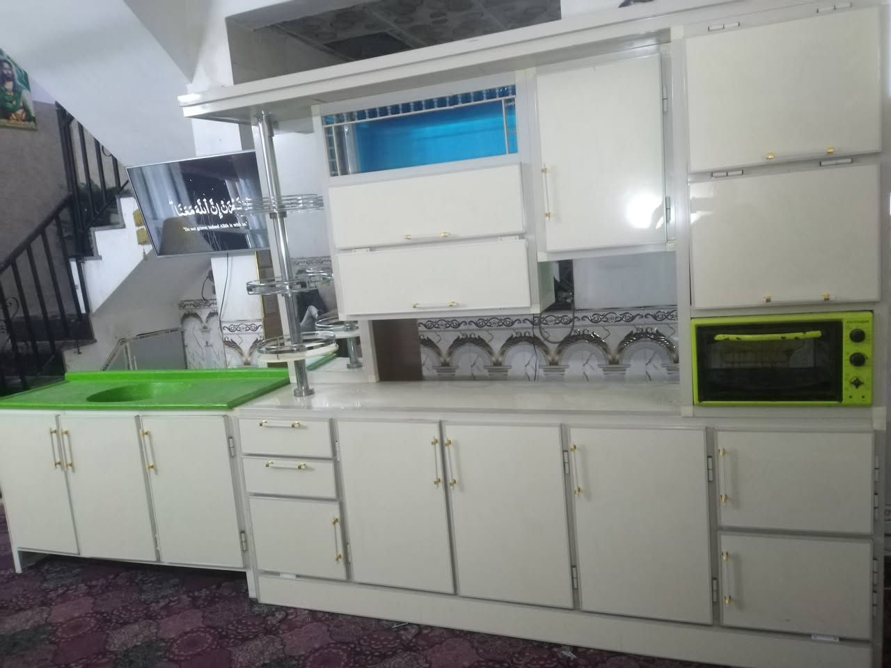 كاونتر تزكام كلش نظيف
الكاونتر مترين ونص وسنك متر ونص
وويا اوفن
السعر ٤٦٠
مكاني بغداد منطقة الرشاد الشراي يتواصل *********** واتساب
