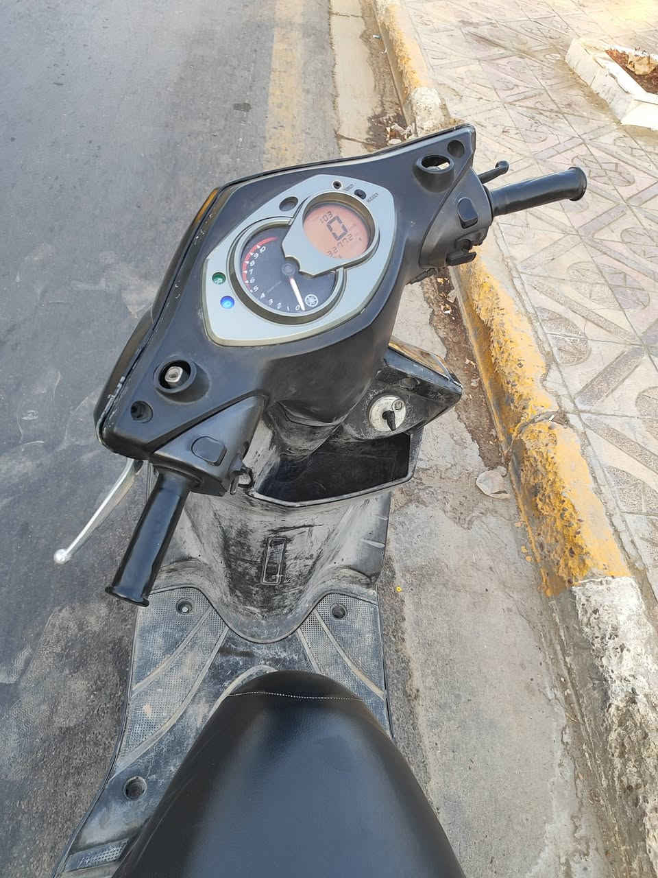 سكنس فحل كابريتر للبيع 
مابي نقص سلف هندر كهربائيات كله كامله مكاني بغداد ساحه عدن سعر 400الف هاتف ***********
