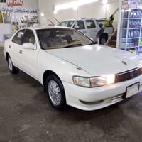 ابيض صدفي • ٢٠٠٠ • رقم ذي قار