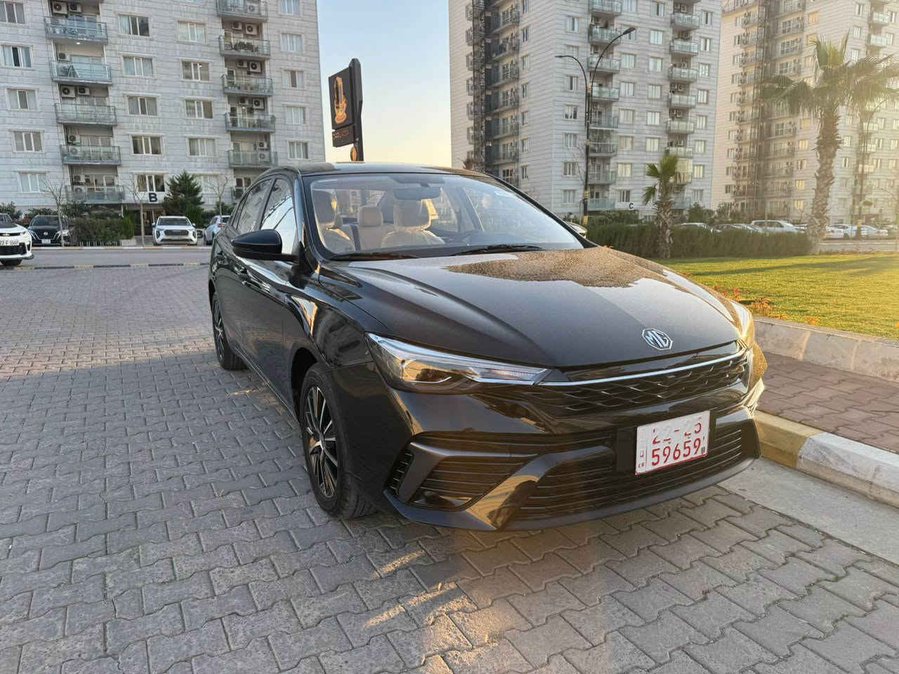 ‏‎‏‎ئێم جی ٥ پڵەس/MG 5 Plus
‏‎‏‎‏‎مۆدێل ٢٠٢٥ مکینە ١.٥
‏‎‏‎‏‎٦ ساڵ يان ٢٠٠,٠٠٠ کم ضمان لەلایەن شه ريكه 
‏‎‏‎‏‎
‏‎‏‎مواصفات خلیجی کۆمفۆرت ‏‎نیو مواصفات،بەصمە، ئۆتۆهۆڵد و برێک کارەبایی، لایت زینۆن، ویلکپ ١٦، ئیشارەتی سەر ئاوێنە، شاشە، حساسات، لید، تبرید مرکزی، تحدید سرعە، تحکم ستیرن، حساس تایە، سوکان ڤۆلیۆم ،بلوتوث، تبرید الکترونی، ناو زەرد، ئەی بی ئێس، ٢ ئەیرباگ، قوة حصان ١٠٨.
ژ.م ***********📞 السليمانية, العراق
