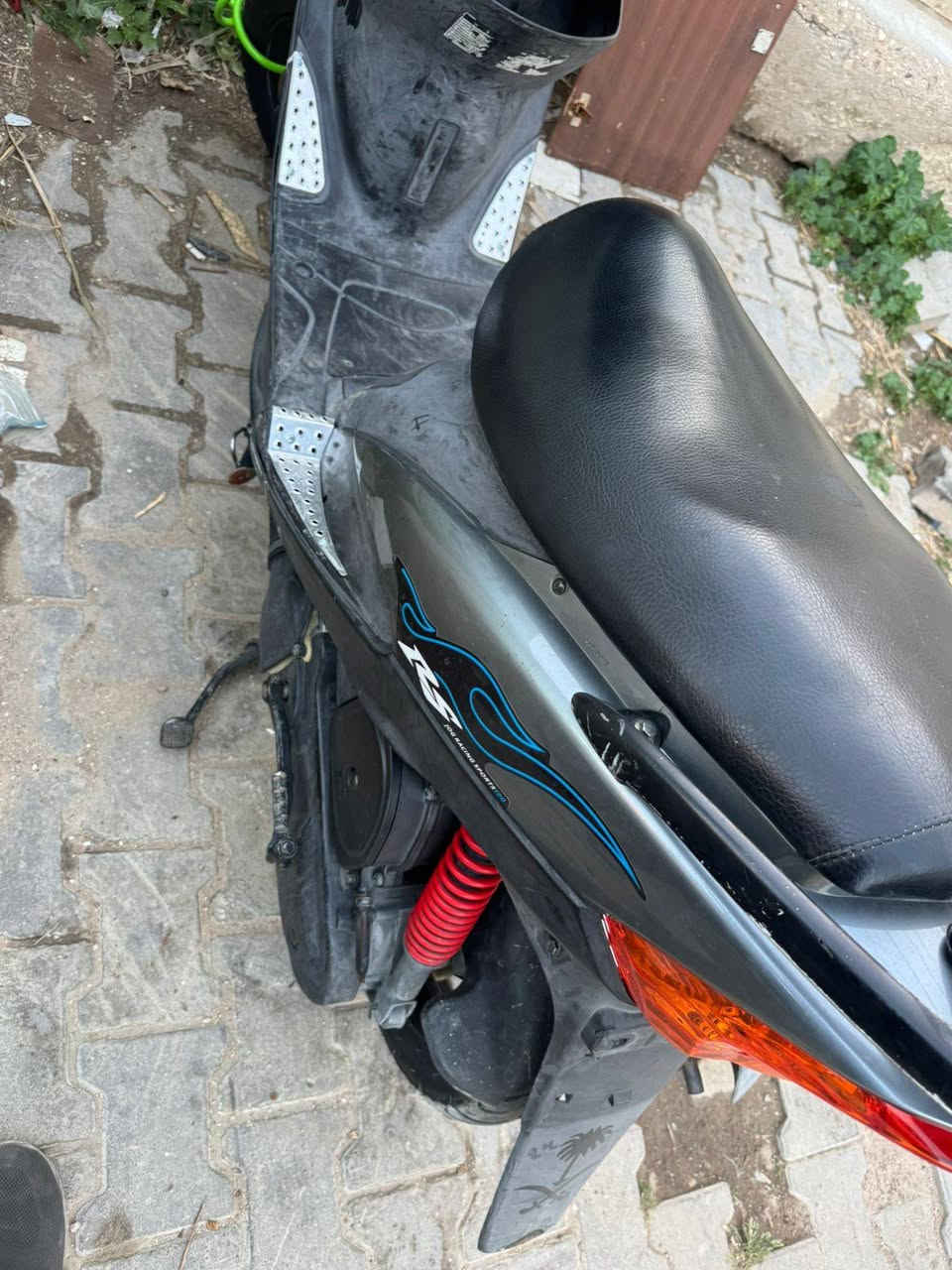 ماكس للبيع مال رمبة  نظيفه كلش
صار شهرين من طالعه من المعرض 
800 سعرها مكانها كربلاء شارع محمد الامين
***********
