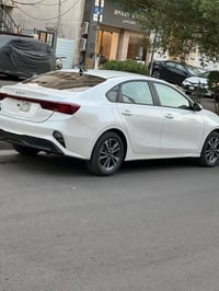 فورتي موديل 2024 دخول جديد ما مرقم حادثه بجم ٣ قطع بنيد وجاملغات امامي...