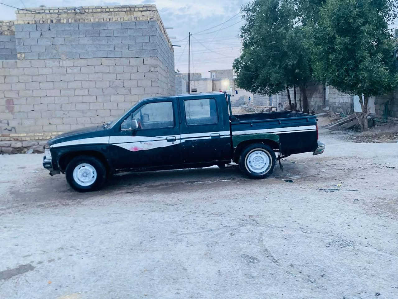 سلام عليكم بيكم نيسان موديل 95 مكفوله كفاله محرك كير شاصي شرط سياره بلادي نضيفه مال جناي جاهزه رقم مثنى سنويه جديده لغايه28 مشروع وطني مكان سماوه *********** سعر 33 وبيها مجال بيع مراوس
