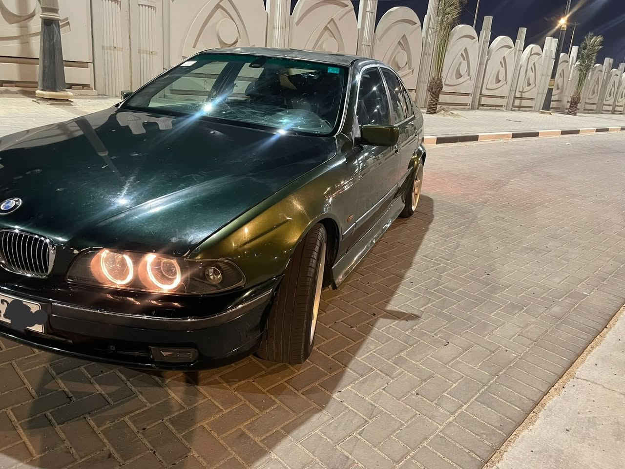 صقر  BMW e39 1996
رقم بصرة باسمي
السعر 67 بيها مجال قليل 
صدر امامي كامل جديد
كشنات جلد كهرباء
فتحه بانو راما
غرفتها جديده 70%
نقصها دبلات خلفيه 
لباقي شوفة عينك
*********** موجود واتساب فقط 🚫🚫
