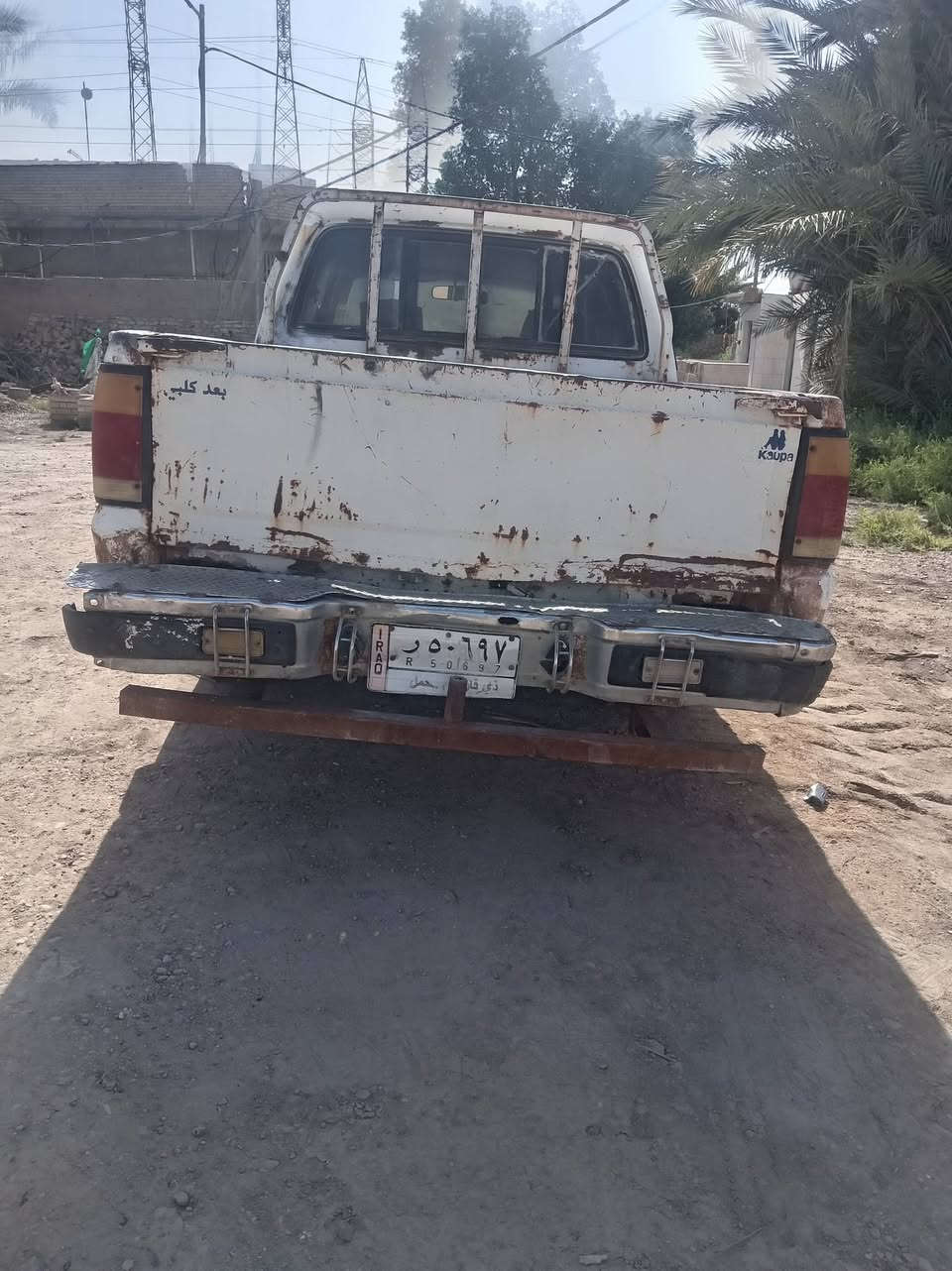 سلام عليكم بيكم مازده موديل 93 سياره جاهزه بيهه فقط باب الوره سائق سياره حلوه كير ومحرك شرط رقم ذي قار لماني السعر 12 الاتصال ***********
