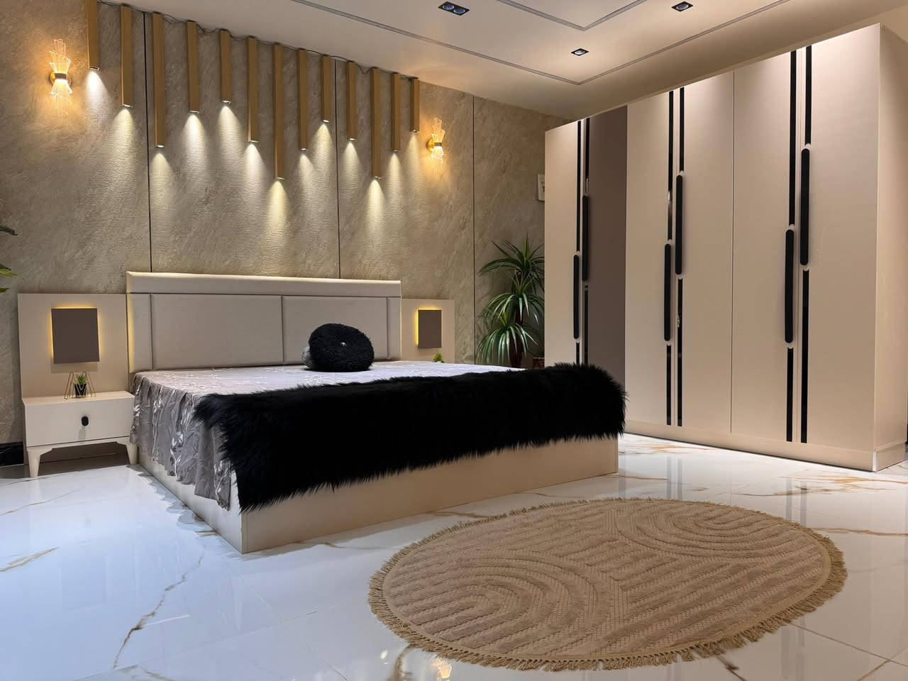 ✨ وصل حديثاً — موديل لاكون الاقتصادي ✨

🛋️ تصميم أنيق يجمع بين الجودة والسعر المناسب

❇️ 5 قطع متكاملة — كنتور 220 سم
❇️ ميز تواليت كبير وعملي
❇️ شغل متقن بجودة عالية
❇️ سرير ثابت ومتين 🇹🇷🇹🇷🇹🇷
🔦 إنارة عصرية تضيف لمسة فخامة

💥 متوفر الآن بسعر الجملة — فرصة لا تعوض!

📞 للحجز والاستفسار: ***********
