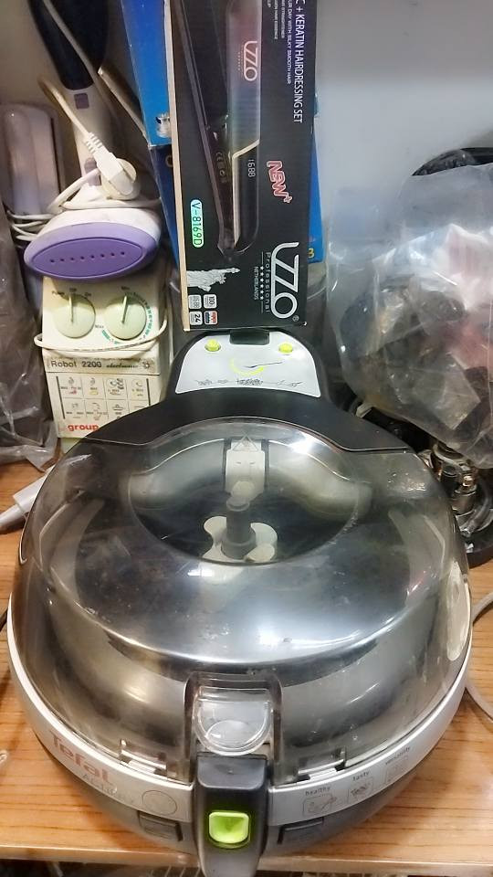 قلايه هوائي مال باله ماركه تيڤال فرنسي شغال شرط الفحص مستعمل نضافه كما موضح بالصورة السعر 35 عنواني اربيل داره توو يوجد توصيل داخل اربيل فقط حسب المناطق أربيل, العراق


**إذا كنت صاحب هذا الإعلان وتريد حذفه لأي سبب، رجاءا أرسل رسالة إلى الدعم الفني**