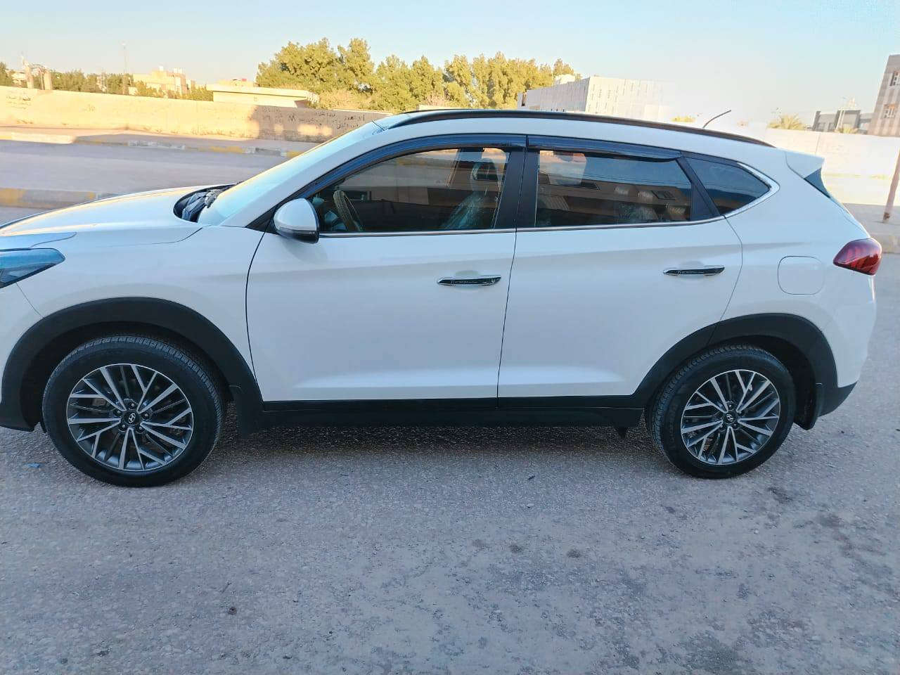 السلام عليكم توسان خليجي مديل 2019 فول واحد على واحد بنر راما حساسات تحكم ستيرن كامره امادي خلفي شاشا قطعتين تبريد 5 وياكب مري شفط كشنات جكهرباىي بيها قطعه واحده كلير كفاله عامه من صباغ او ضربه كفاله دواخل بيها جاملغ اثر شخوط بي كلير كفاله عامه من كير محرك كفاله من حداديه بيها تخم تاير جديد محرك 200 غرفه السياره صاج شركه الكاصد السعر 198  اتصال على هاذه رقم بيها مجال  ***********
