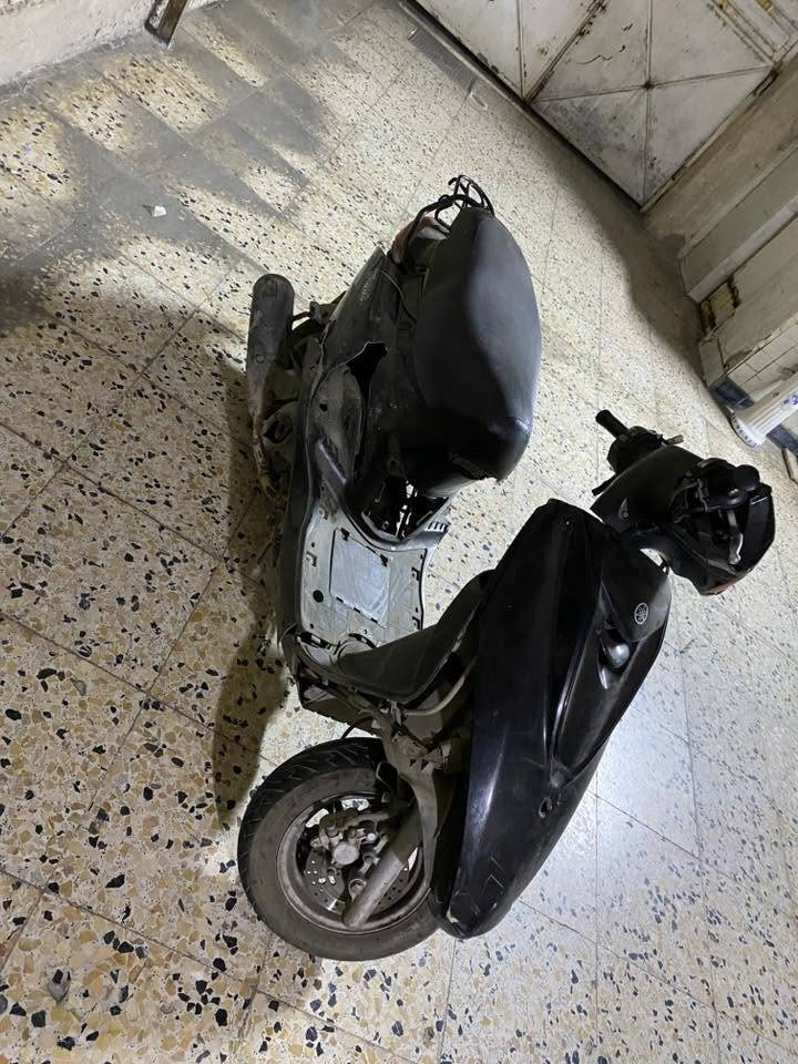 سلام عليكم
دراجة اكزز مدعومة 
مكينة ممفتوحة 
أبيع علة وضعة 
مكاني بغداد شعب 
سعرة 300 الف 
***********
شاصي معوج
