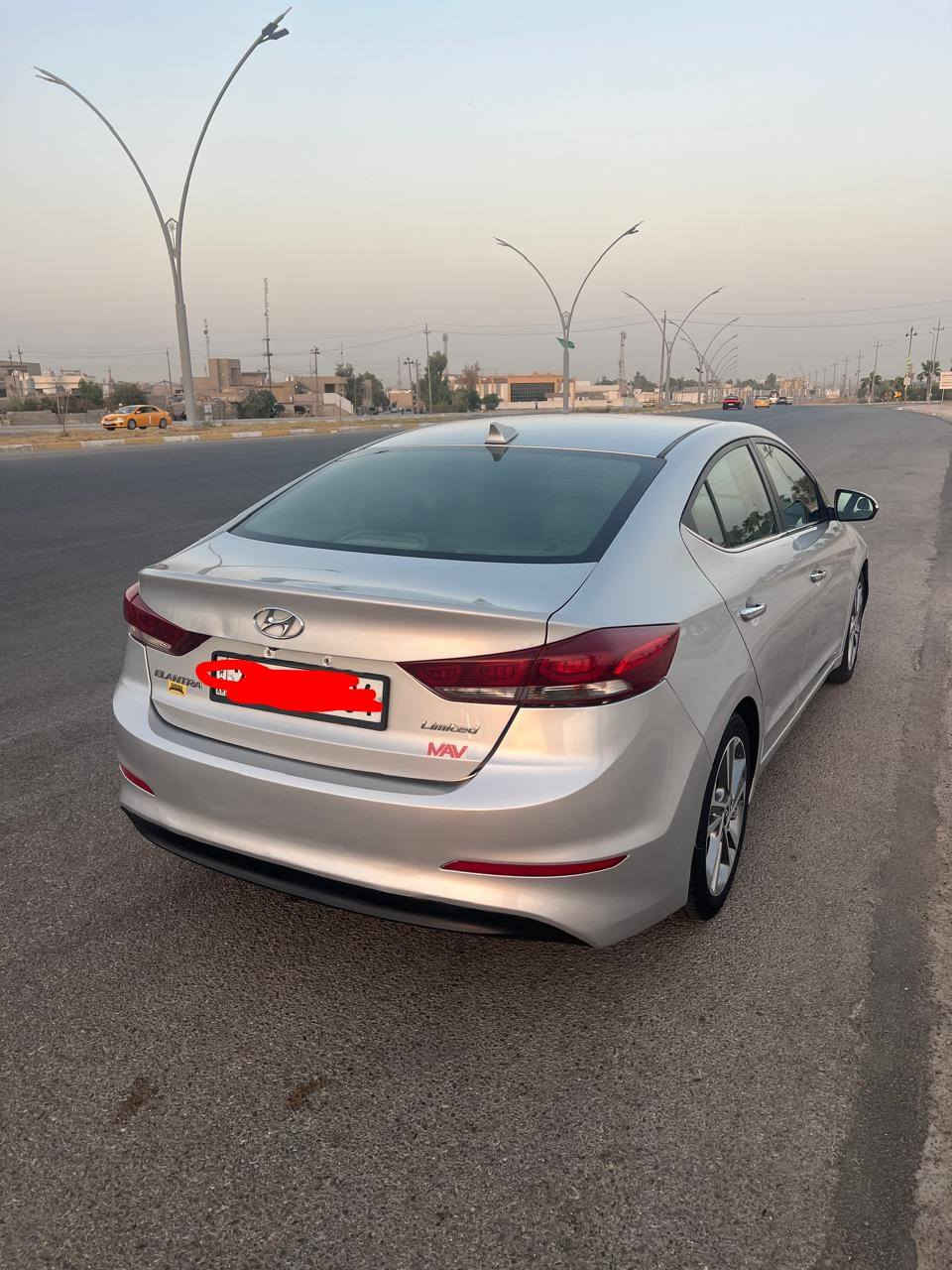 النترا 2017 للبيع وارد امريكي رقم سليمانية السيارة لمتد فول مواصفات
ماعدا الفتحة محرك20 دوش ماشية133 الف ميل
مواصفاتها بصمة تشغيل وابواب وصندوق
ورادار جانبي وكشنات جلد امامي وخلفي
وشاشة لمس ومراية وسطية تعتيم ذاتي
وكرسي السائق تحكم كهربائي وترحيب لد بالابواب والجنطة واشاير بالمري
وبيها مودات قيادة(ايكو وسبورت ونورمال )
وفول تحكم ستيرن.
السيارة حادثها بونيد وجامرلغ حادث سرقة بامريكا بدون ضربة وبدون دواخل ومنشور بالصور.
السيارة باسمي تحويل ثاني يوم

مكاني كركوك السعر (120 ورقة )وبيها مجال
للتواصل والاستفسار على الرقم التالي'٫'''
*********** كركوك, العراق
