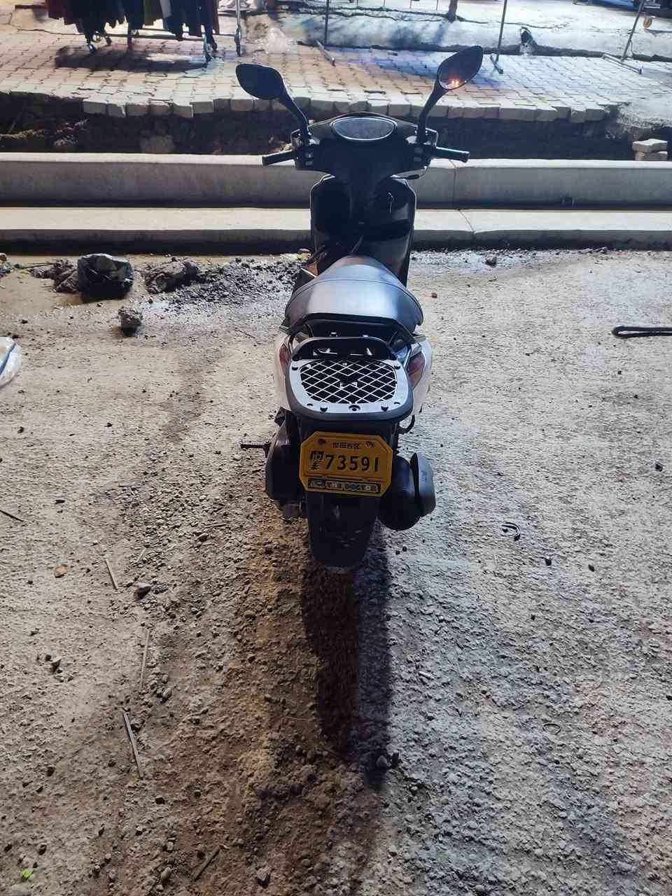 دراجه بريز للبيع 
مكينه ناعمه كلش 
شغاله سلف وهندر 
كهربائيات كلهه شغاله 
دراجه كل نقص مابيهه 
المكان البلديات تقاطع الكهرباء 
شراي اتصل ‏‪0771 509 8070‬‏
السعر 450
