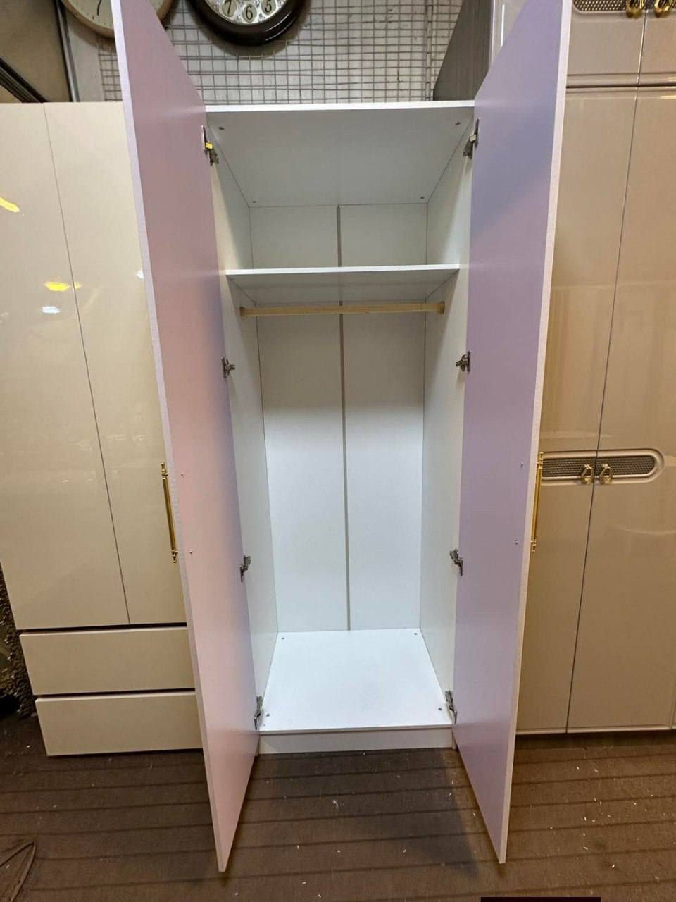 كنتور 2 باب 
القياسات 
80*50*220

الاستفسار خاص


**إذا كنت صاحب هذا الإعلان وتريد حذفه لأي سبب، رجاءا أرسل رسالة إلى الدعم الفني**