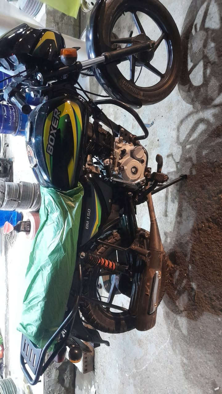 بوكسر موديل 2023كلمله مكمله كل نقص مابيها كهربائيات سلف كله شغال اوراق كامله مكينه بجيس وتجي وشوف بعينك خرسه السعر 1250 ديالى بعقوبه  ***********
