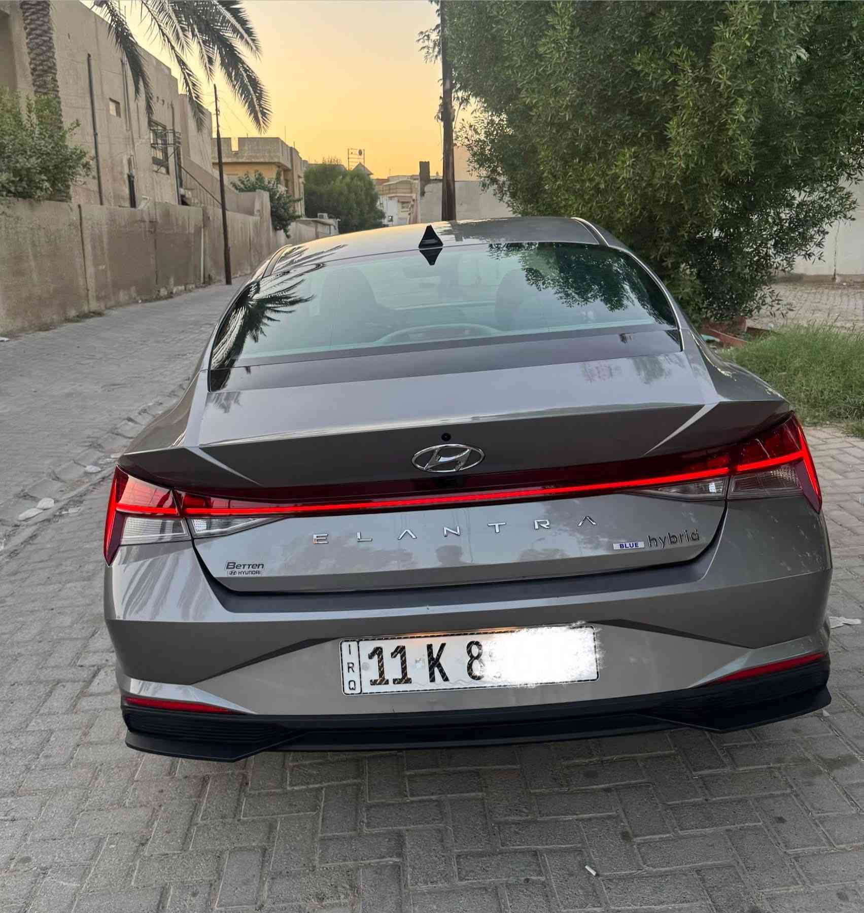 النتره للبيع هايبرد  موديل 23   ماشيه 15 الف
مواصفات بلو دخول جديد 
دخول جديد مرقم بغداد مواصفات جنطه ذكيه بصمه تشغل كشنات تحكم  إستيرن أربع جهات لإدارات جانبيه ويل كب لد امامي خلفي 
حادثه صبغ جاملغ وبنيد رقم  بغداد سعر 144  
نهايته
 للاتصال ع هذا الرقم 
***********
