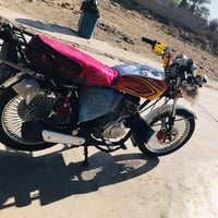 ، السلام عليكم دراجه للبيع موديل 26 دراجه حلوه نشطه اي نقص ما بيها سعر...