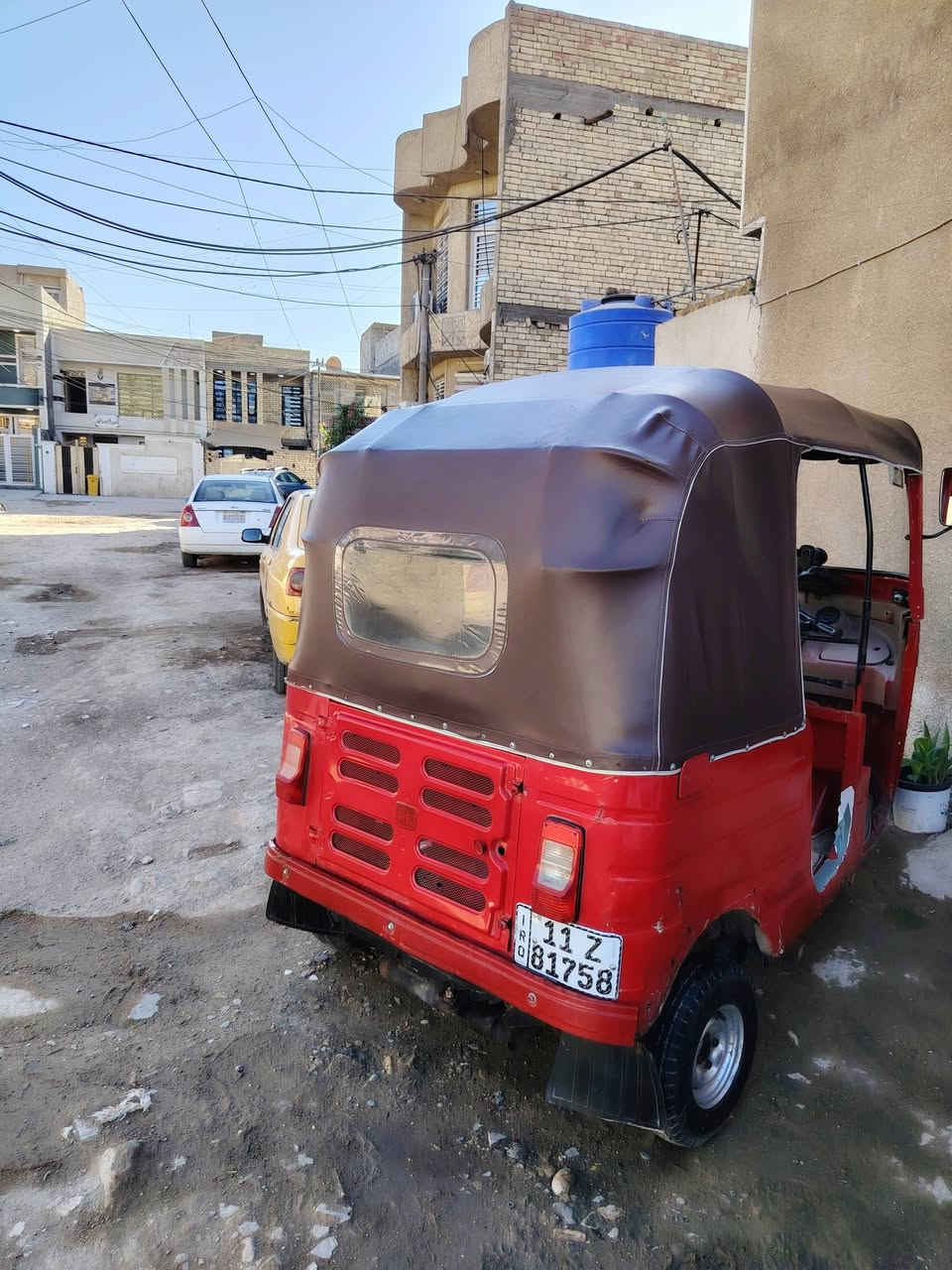 سلام عليكم تكتك للبيع موديل ٢٠١٨ بسمي التحويل ثانيوم مابيهة  نقص كلشي شغال كهربائيات شغالة سعرها ٥٥٠٠ وبيهة مجال للطيبين مكاني بغداد المشتل *********** واهذة رقمي
