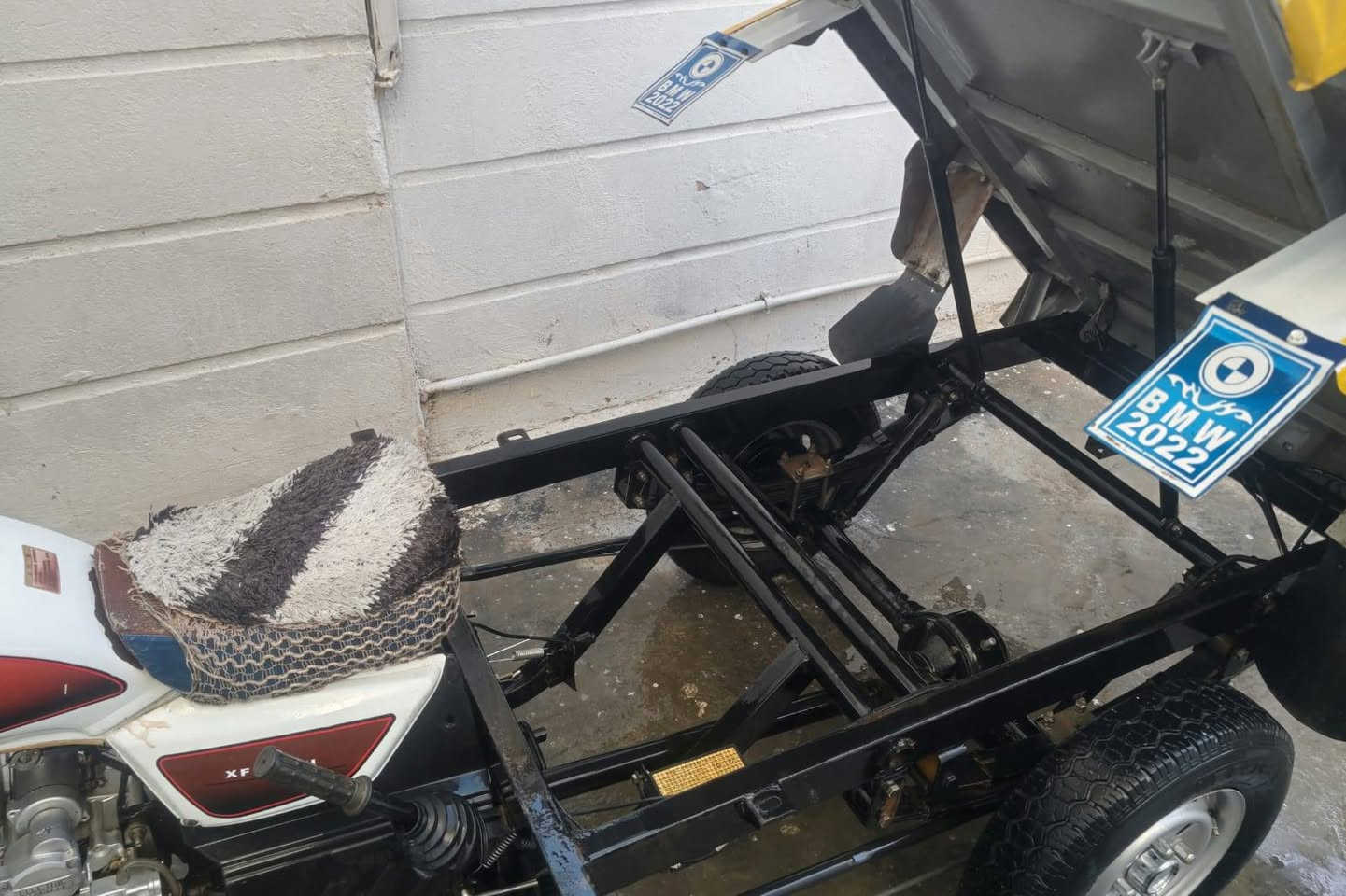 ستوتة للبيع موديل 2022
كاملة ما بيها اي نقص نكرة سلف 
اوراق كاملة
مكان بغداد الشعب
السعر 1700 وبيها مجال بسيط 
*********** متواجد واتساب
