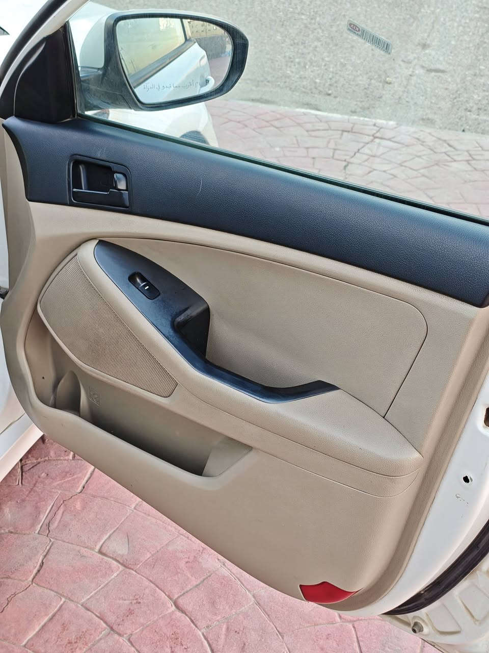 السلام عليكم اللهم صلي على محمد وآل محمد اوبتيما موديل 2013 خليجي مكفوله تبريد تدفئه كير ومحرك كارتون تبريد قطعتين شرط المداور العنوان الناصرية مدينة الصدر السعر 126 وشراي بيه خير ويدلل تليفون ***********
