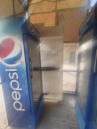 برادات للبيع سعر الواحد 250 وبي مجال براد تبريد خير من الله للتواصل 07...