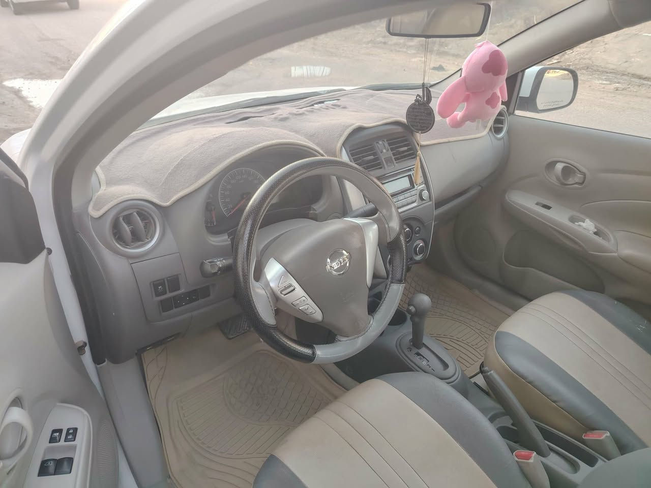 السلام عليكم
نيسان صني ٢٠٢١ ماشية ٦٩ رقم أربيل الجديد محرك كير حدادية كفالة بيها طخة من ورة *********** مكان ديوانية قضاء السدير
