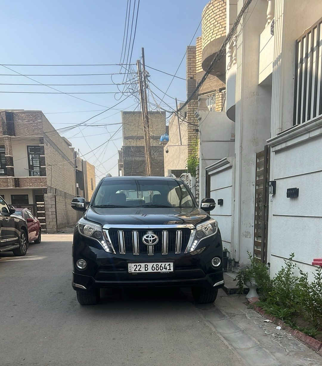 سلام عليكم  برادو 2010 مراوس فقط بتاهو من 2015  وفوك وانطي فرق ***********
