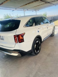 سورنتو موديل ٢٠٢٤ للبيع ماشيه ٤٧ ألف مكفوله عام السعر ٣٠٢ للاستفسار ات...