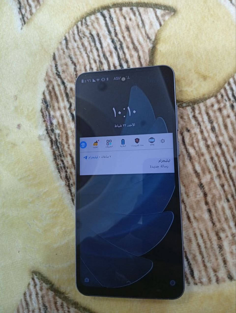 سلام عليكم هاتف للبيع قيم واخذ بما يرضى الله اسم الهاتف A60 جديد جدا نفس ما واضح بل صورة رقم الهاتف *********** بغداد فلكه حي النصر
