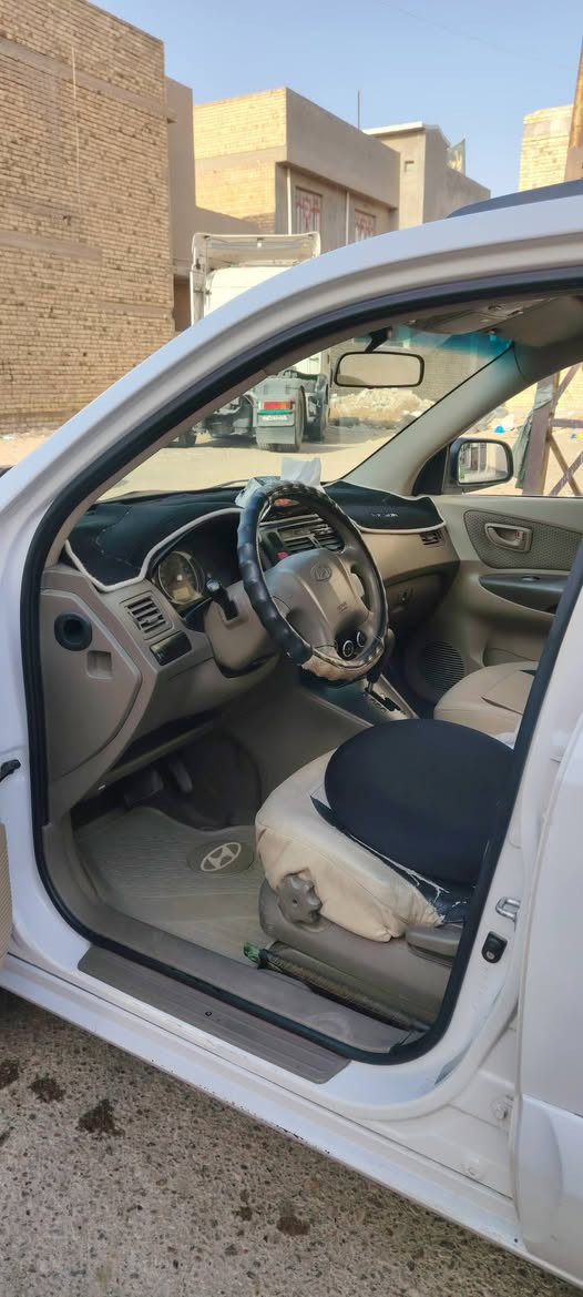 سلام عليكم سياره تواسان مديل 9 كير ومكينه مكفولات مكفوله مضربه ومن صبغ تخم تاير جداد دبلات جداد صدر جديد اربيل بسمي  ***********
