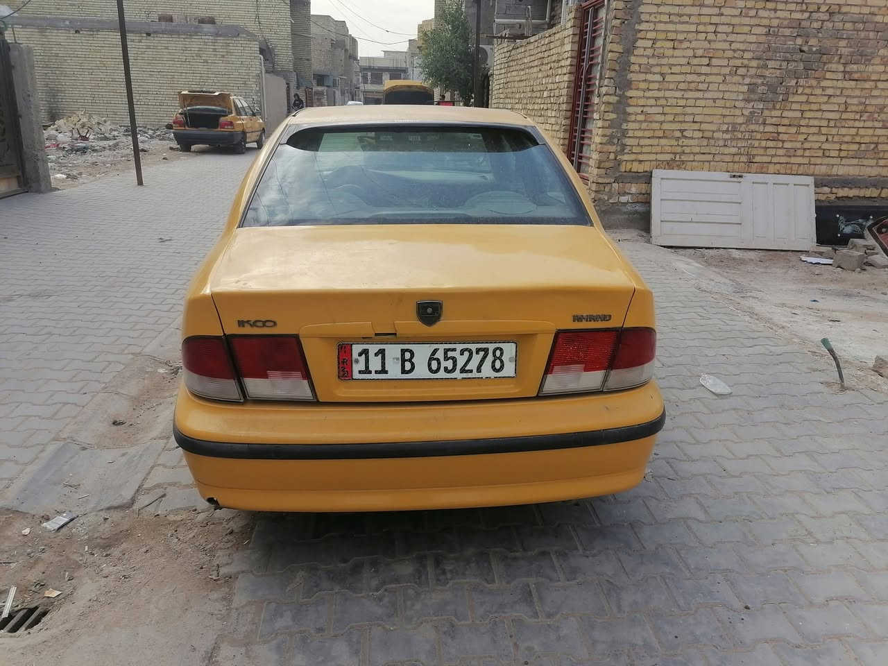 سمند2012رقم انكليزي سياره حلوه بدون خياسات كيرمكينه خير من الله مصبوغه حزام اسم شخوط صبغ جماليه شرط التحويل.. مثلا بالنشر للاتصال ***********
