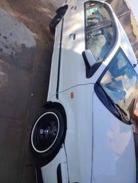 للبيع سياره سمند موديل 11 رقم انكليزي بسمي محرك بعده جديد شرط يعني مكف...