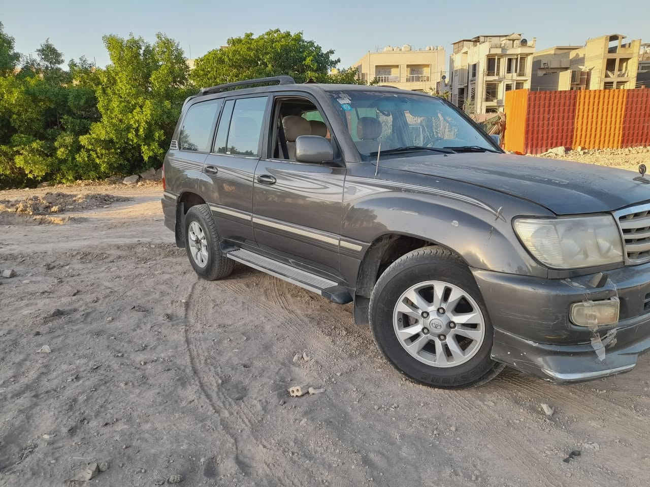 موديل ٢٠٠٢ بيه رشات صبغ ابيعلك عام بسمي مكانه بغداد السياره فول مواصفات لكزز رقم بغداد دولي جاهزه مكينه جديده 
سعر ١١٠ وبيه مجال مراوس باقل ترهم 
***********
