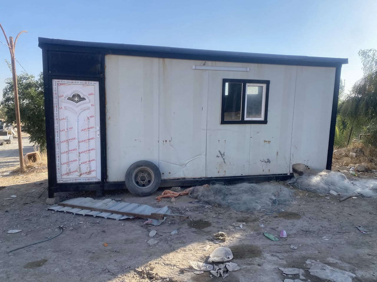 السلام عليكم كرفان للبيع 6في3 نضيف المكان تكريت القادسيه السعر 14 ورقه للئستفسار ***********
