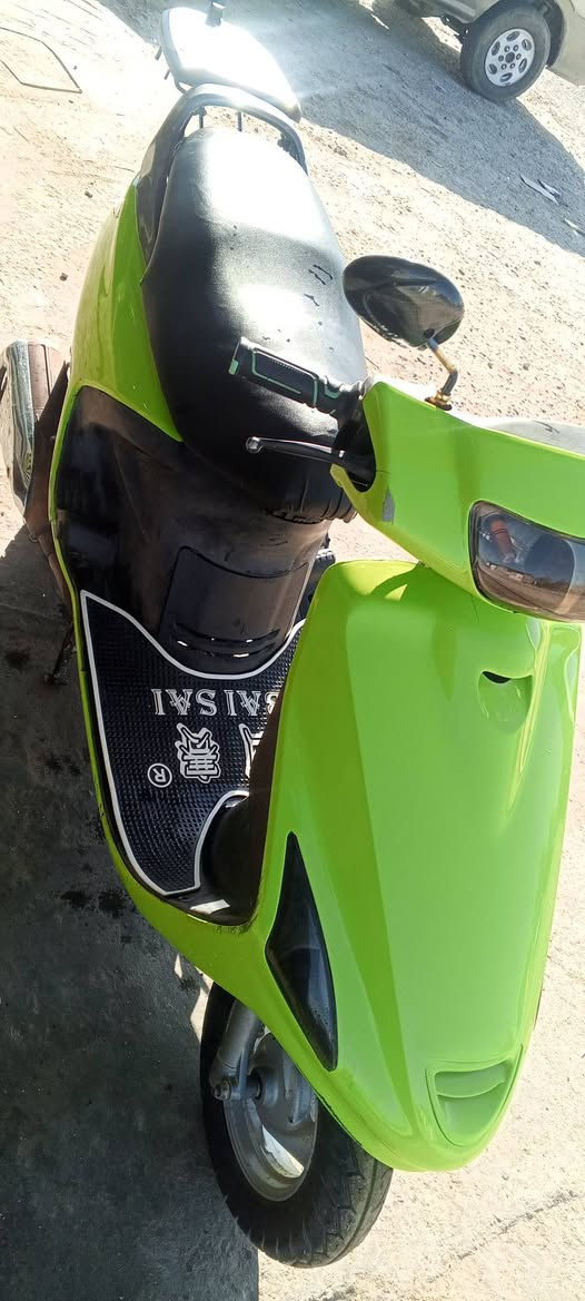 السلام عليكم
دراجه فراشه للبيع مستعجل

دراجه نظيفه 

دبلات شغاله 

عداد بانزين وعداد سرعه شغال 

تايرات جدد

تعلاوه دبل جديد

قايش جديد

دراجه نظيفه 

مكان مشخاب 

السعر 550 وبيها مجال


**إذا كنت صاحب هذا الإعلان وتريد حذفه لأي سبب، رجاءا أرسل رسالة إلى الدعم الفني**