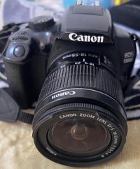 كاميرا كانون 1300D • DSLR • بيها مجال