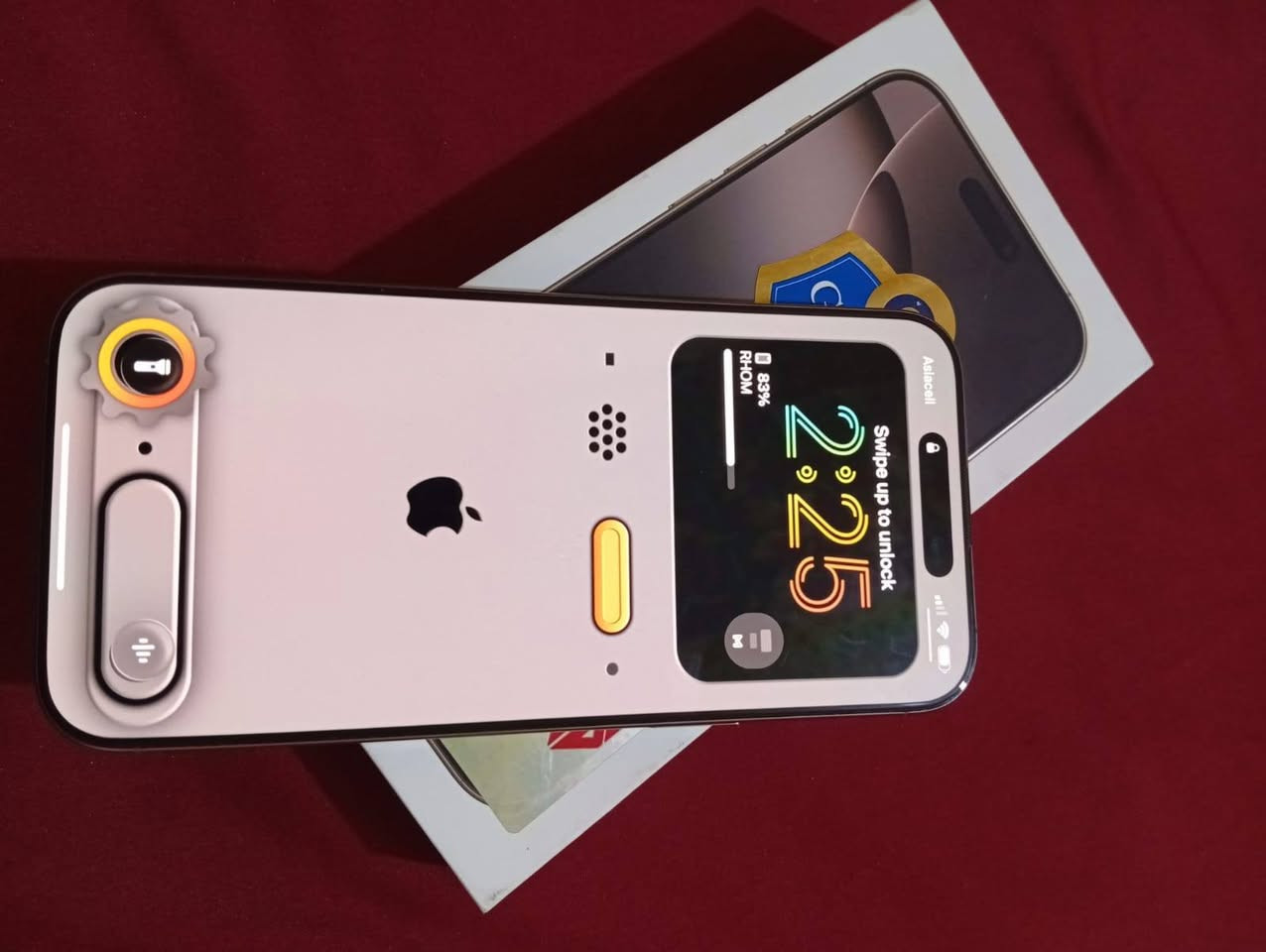 للبيع iPhone 16 Pro Max
• سعة 256GB
• نسخة الشرق الأوسط — شريحة فعلية
• خالي من العيوب والتصليح
• نظافة 100/100
• مكفول من الزلغ
• البطارية 89%
•الجهاز كامل ملحقاتة ويا 3 حافضات وحدة منهن سعرهة 50 
• جاهز للفحص الي يحب يفحص
• السعر: مليون وربع (1,250,000 دينار)
تواصل ***********
اذا تحب تاخذ السماعات ويا اتساهلك بسعرهن
