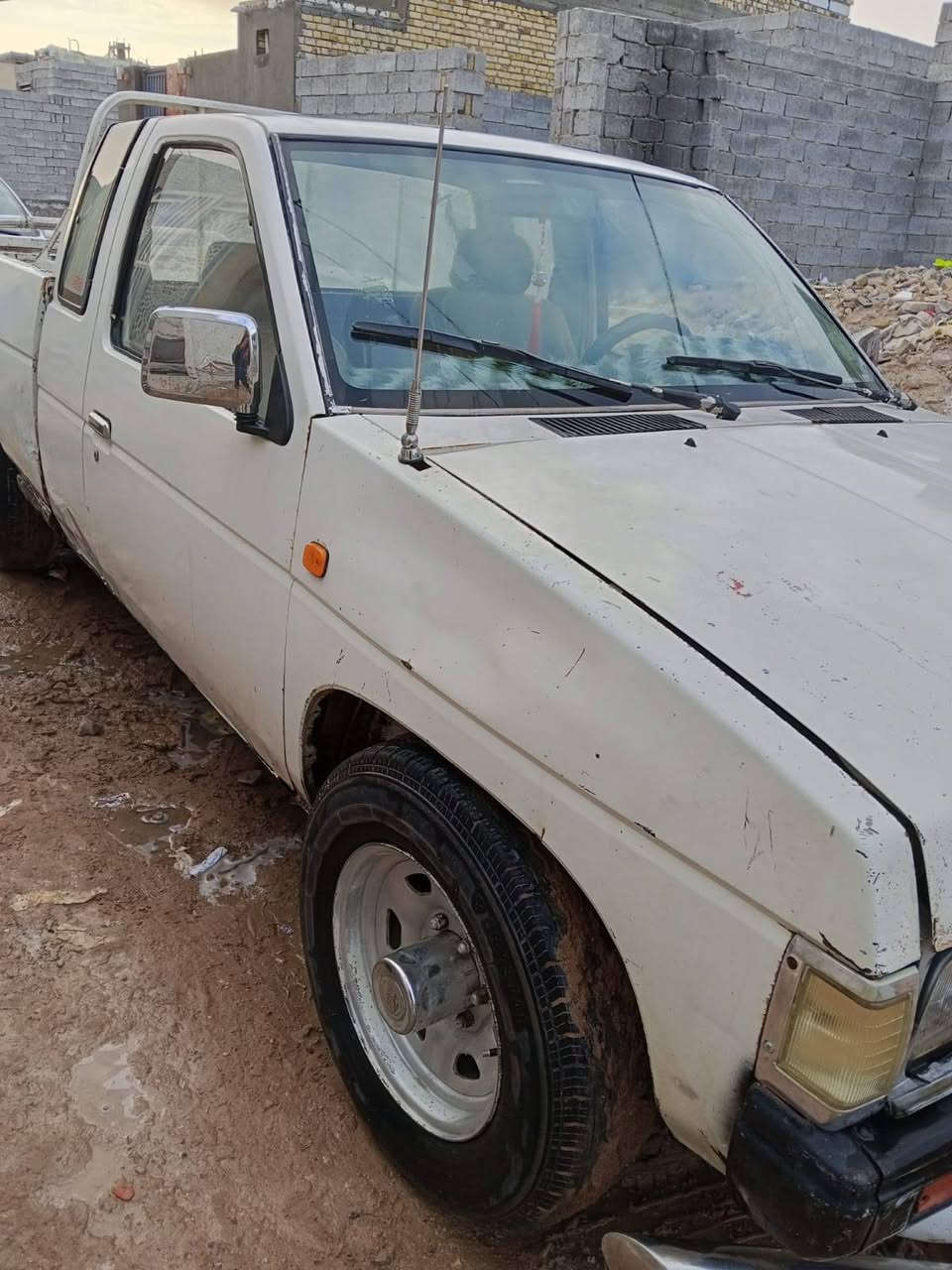 نيسان قماره وربع شغاله وجاهزه مكانها بنجف سعرها ٢٣
***********
