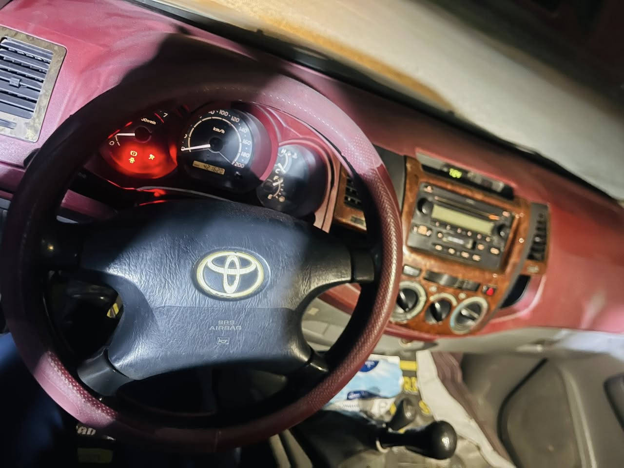 السلام عليكم ورحمة الله وبركاته هايلوكس موديل 2006 رقم جديد سنوية جديدة تحويل ثاني يوم محرك مفتوح مكفولة من الصبغ والبارد  للاستقسار ‭0773 196 5678‬
