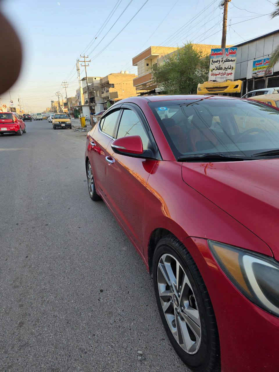 النترا 17 limted فول مواصفات بأسمي سنوية قبل كم شهر رقم بغداد انكليزي سيارة نظيفة وجاهزة مال بيت محرك كير خير من الله 
سيارة فتحة بصمة تبريد بيانو كشن كهرباء..
بيها منظومة غاز وجدا اقتصادية عليه هاتف ***********واتس
