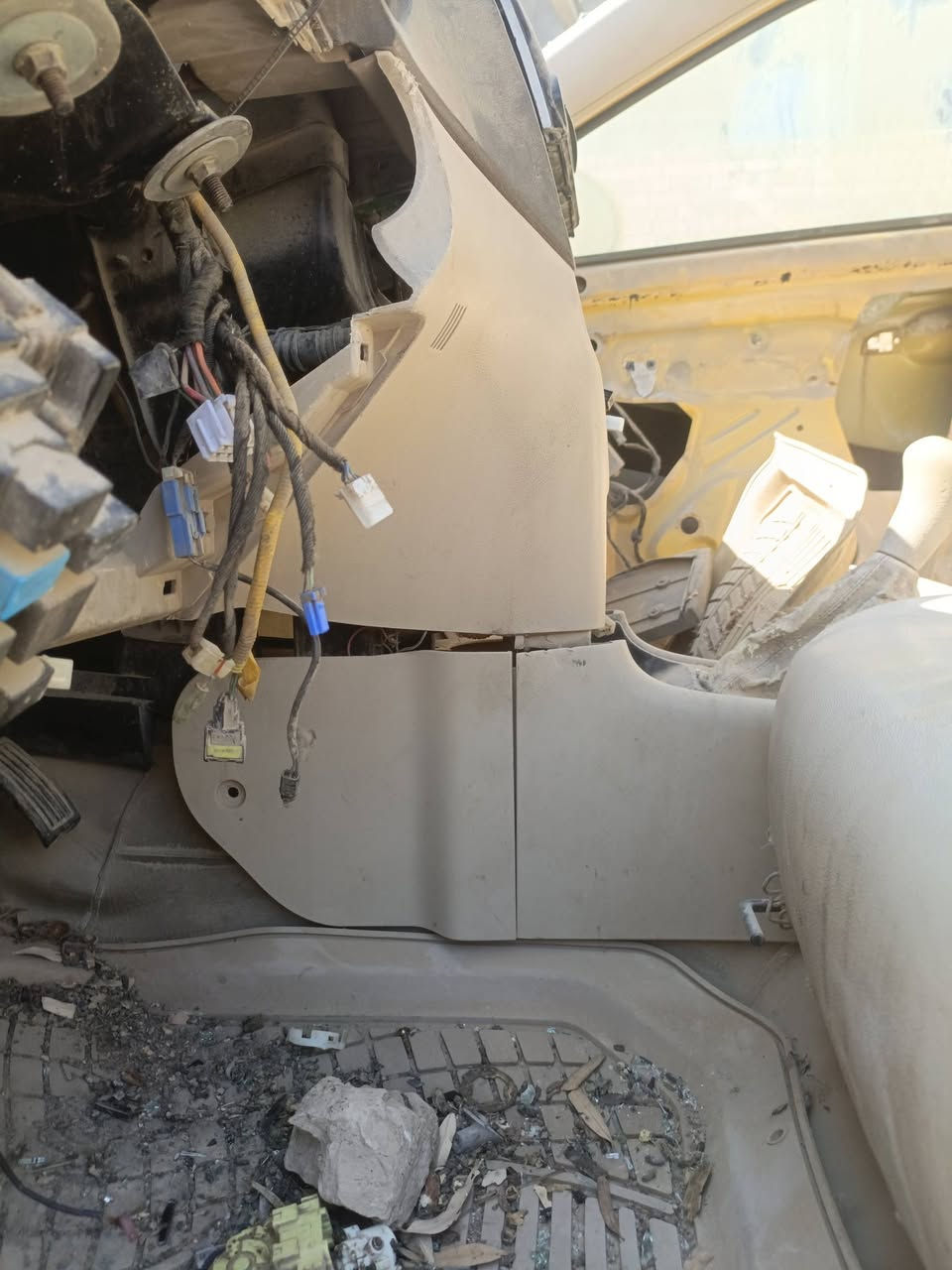 اكو غراض. بعد بيه والسعار التريحك ماعندك تاخذ بلاش..***********
