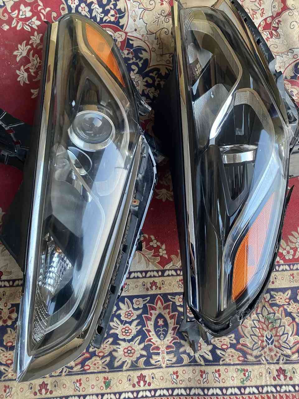 سلام عليكم زوج ماصدات وزوج بلوجكترات سوناتا19و18شغلات مابيهن شي *********** السعر (250)كلهن
