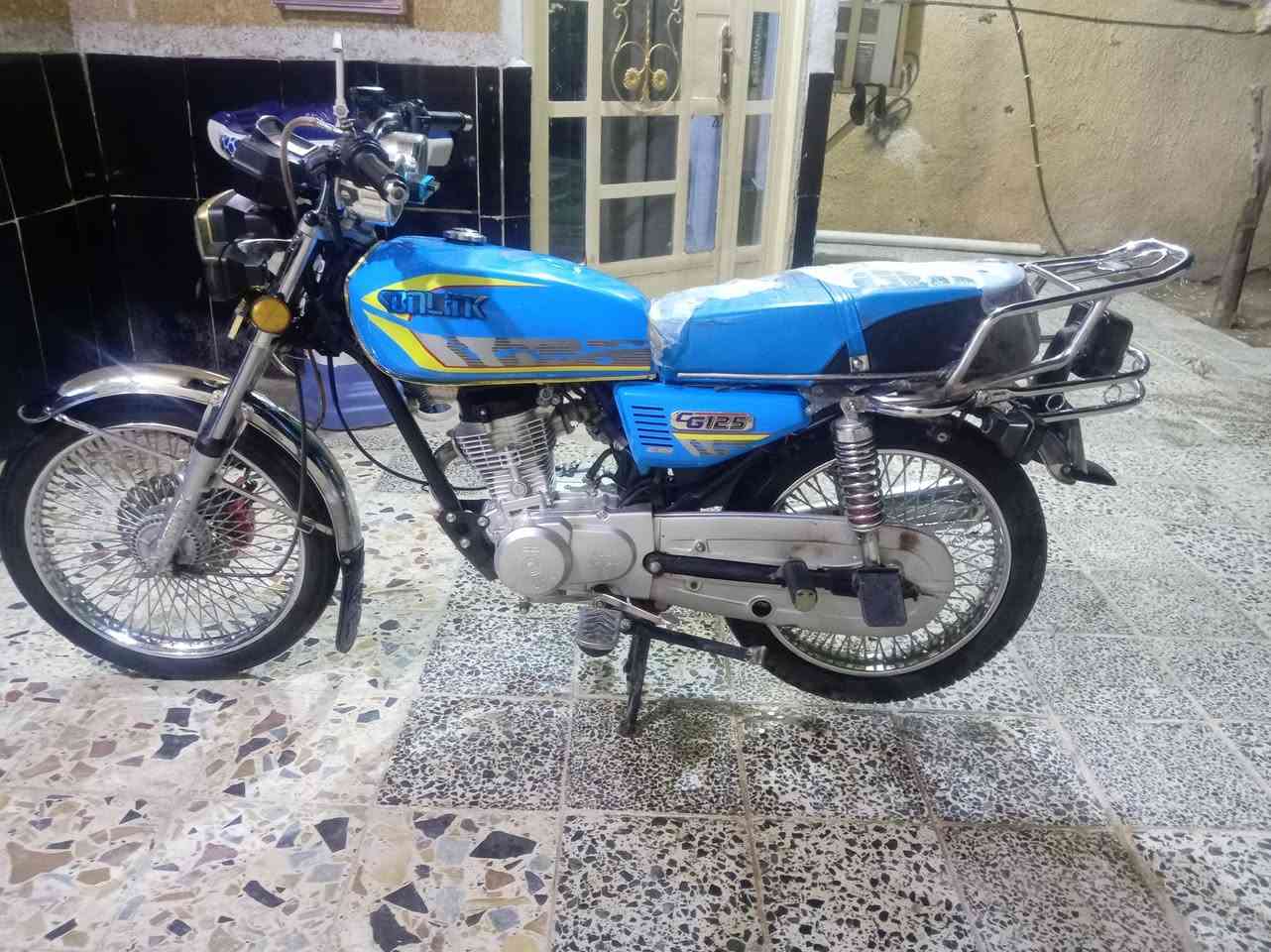 دراجه لبيع موديل24شراي يتصل سعر700وبيه مجال***********
