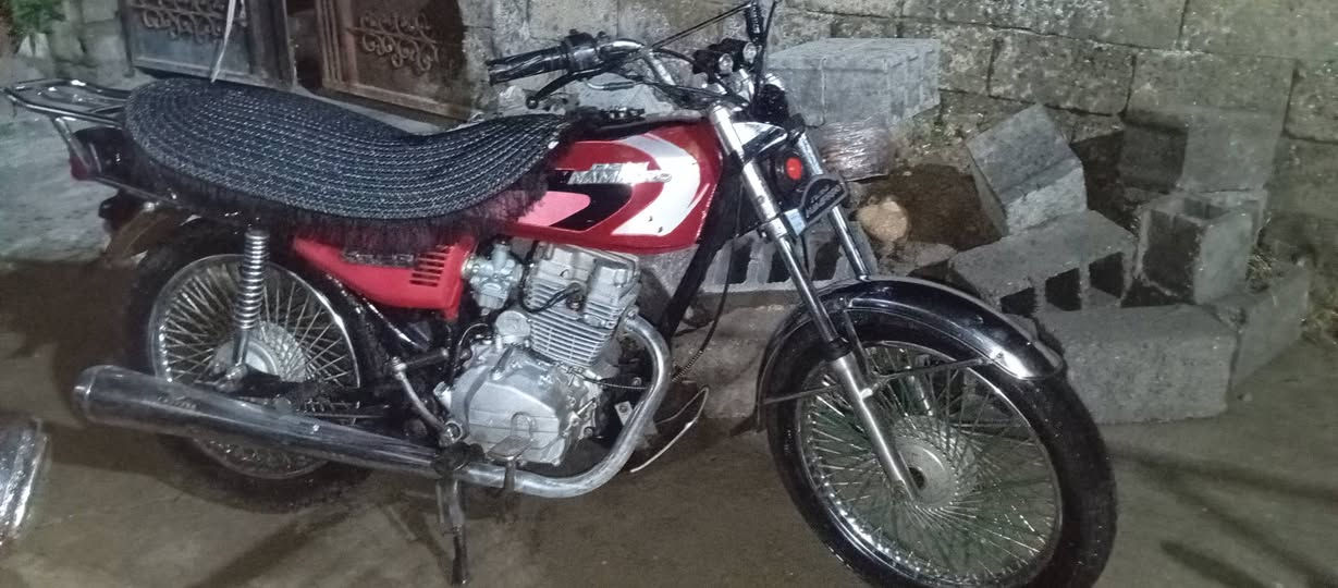 دراجه للبيع 
 نوع نامي برو 2018 اورق موجوده 
اي نقص مابي سعر 350 وبي مجال لل شراي

***********
