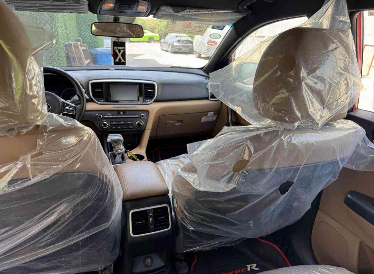 كيا سبورتج
2020 شركة الدولية خليجي
لون احمر
2000 دوش قطعتين تبريد
شاشة جبيرة
كامرة دوارة
حساسات امامي خلفي
داخل جلد حمصي
سيارة كلش جديدة كفالة من الصبغ والبارد
ماشية 60 الف كيلو
رقم بغداد باسمي 
السعر : 203 بها مجال بسيط
مكان السيارة : بغداد الدورة
للأستفسار : ***********
أو : *********** بغداد
