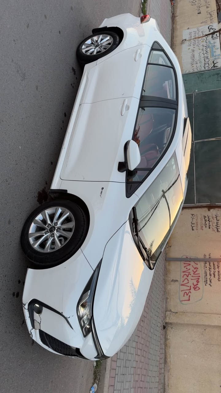 السعر : 145 وبيهة مجال للشراي 
 
شكل خليجي المرغوب 
داخل جلد اسود ملكي بلادي شركة 
سيارة ماشية (74) الف كيلو متر قابل للزيادة 
داخل جلد احمر
كشن كهربائي 
شاشة كبيرة بلادية  تدعم ابل كار بلي واندرويد اوتو
كامرة خلفية دوارة ب 3 وضعيات 
رادار امامي 
حساس امامي 
تنبيه الخروج عن المسار وتحديد المسار 
كروس مثبت سرعة 
اوتو بريك مانع انصدام 
قيادة شبه ذاتية 
فول تحكمات سترين 
التفويلة تمشيك 650 كيلو اذا مو اكثر حسب الاستخدام 

ضرر السيارة جاملغ خلفي مصبوغ  اثر طخة بسيطة ملاحضة : الصبغ جوة قبق البانزين يعني مواصل للتكمة
وقبق الصندوق مبدل ابيض اصلي والقديم موجود طخة بسيطة بس مصلحته شديت جديد احلا 
كشر السياره واضح بلصور 
السيارة كفالة كير ومكينة وبطاريات 
مكان السيارة بغداد حي العدل 
*********** بغداد, العراق
