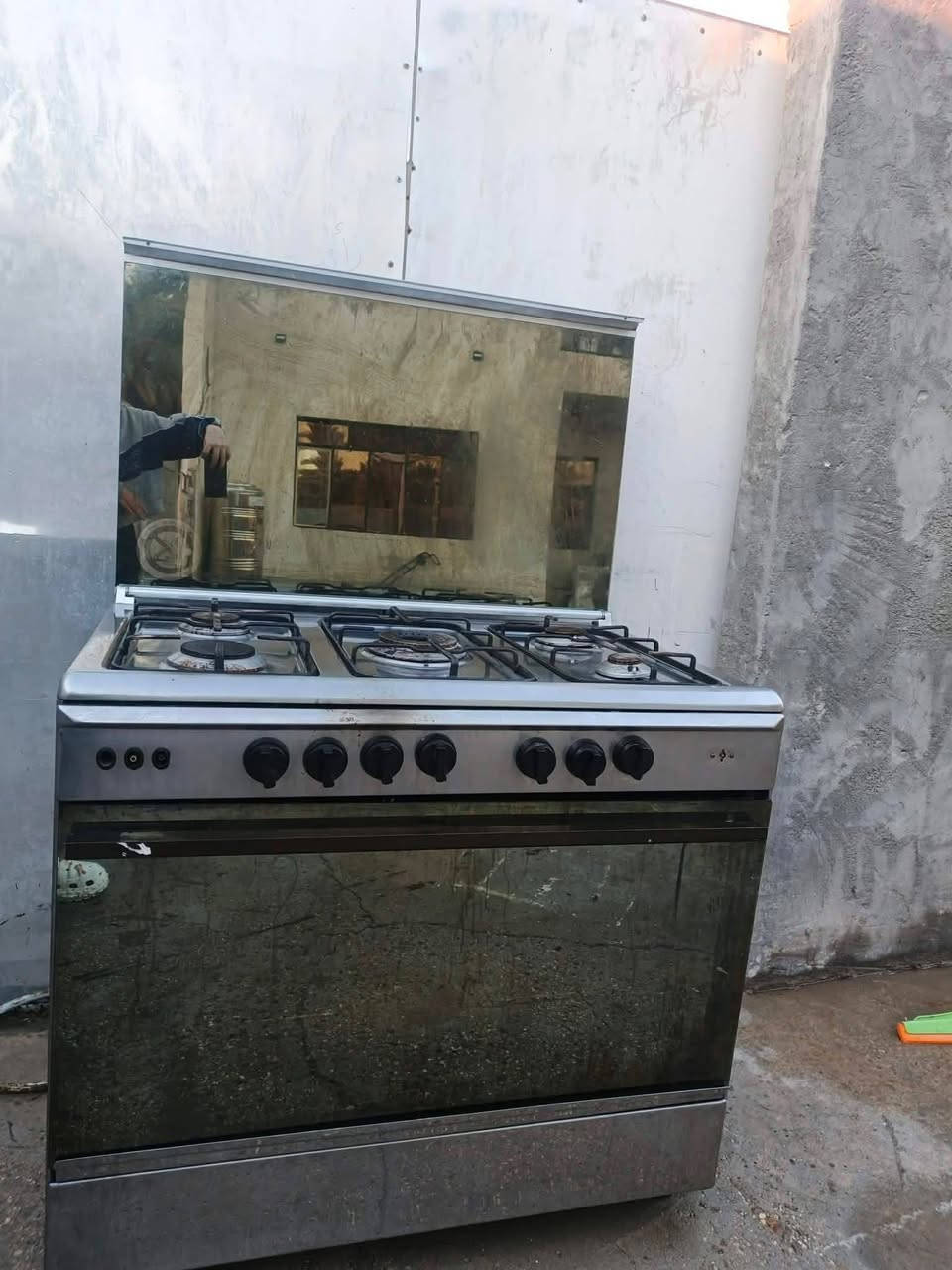 طباخ فريش مصري شغال كله ع الفحص السعر140 المسيب منطقة اولاد مسلم ***********
