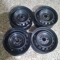 ويل حجم 14 نظيف طخم كامل سعروم 75بيهم مجال للاستفسار الاتصال على الرقم...