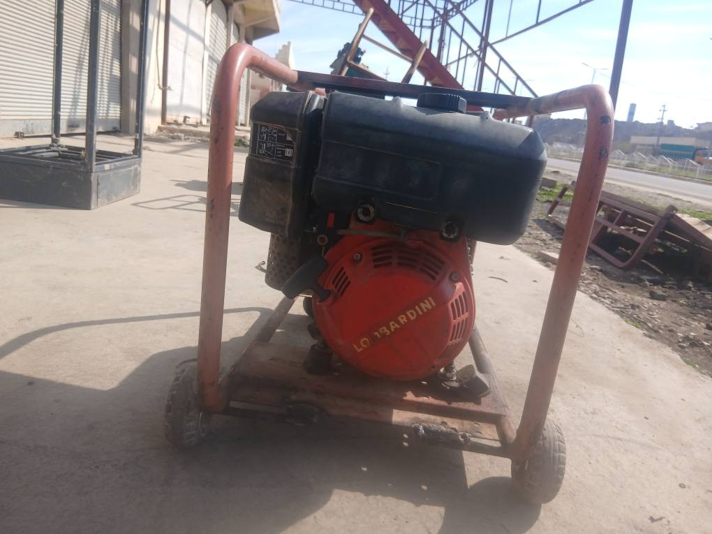 مولیده الحمدانية, نينوى


**إذا كنت صاحب هذا الإعلان وتريد حذفه لأي سبب، رجاءا أرسل رسالة إلى الدعم الفني**